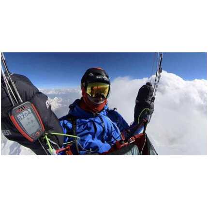 Pragliding instrument Syride NAV XL in gebruik tijdens paragliden