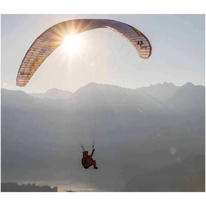 U-Turn Lightning 2 paraglider